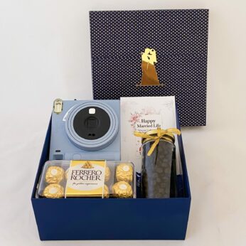 Luxury birthday gifts for best friend with Blueberry Dry fruits, Ferrero chocolates and more