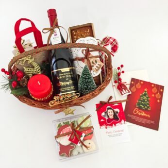 Best Christmas gift ideas for friends in Hamper basket (many gifts)