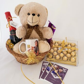 Get happy friendship day wishes gift with Wine and chocolates