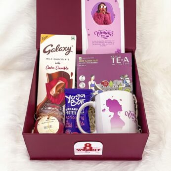 Tickle Pink gift for womens day Including Premium Chocolates, Scented Candle, Green Tea And Magic Mug