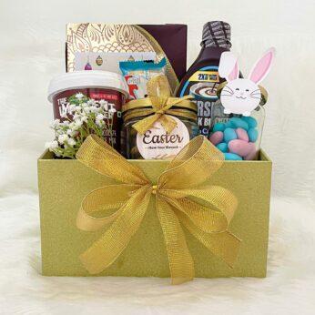 Appreciation Year-Ending Hamper With Delectable Treats