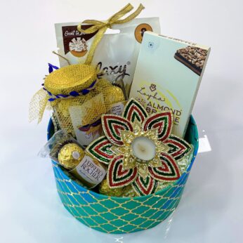 Gold-Flecked Diwali special gift Hamper With Assorted Nuts, Almond Brittle, And Chocolates