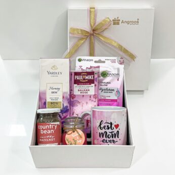 Lovely Gift Hamper For Mom With Chocolates, Tea, Biscuits, And More