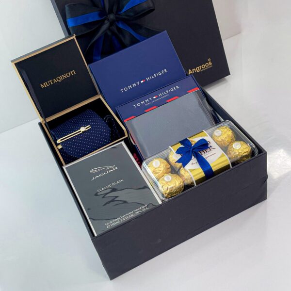 The best anniversary gifts for him contain chocolates and more quintessential ideas. - Image 4