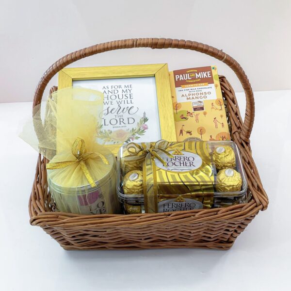 Homestake Eternity Housewarming Gift With Chocolates, Photo Frame, And Scented Candle - Image 5