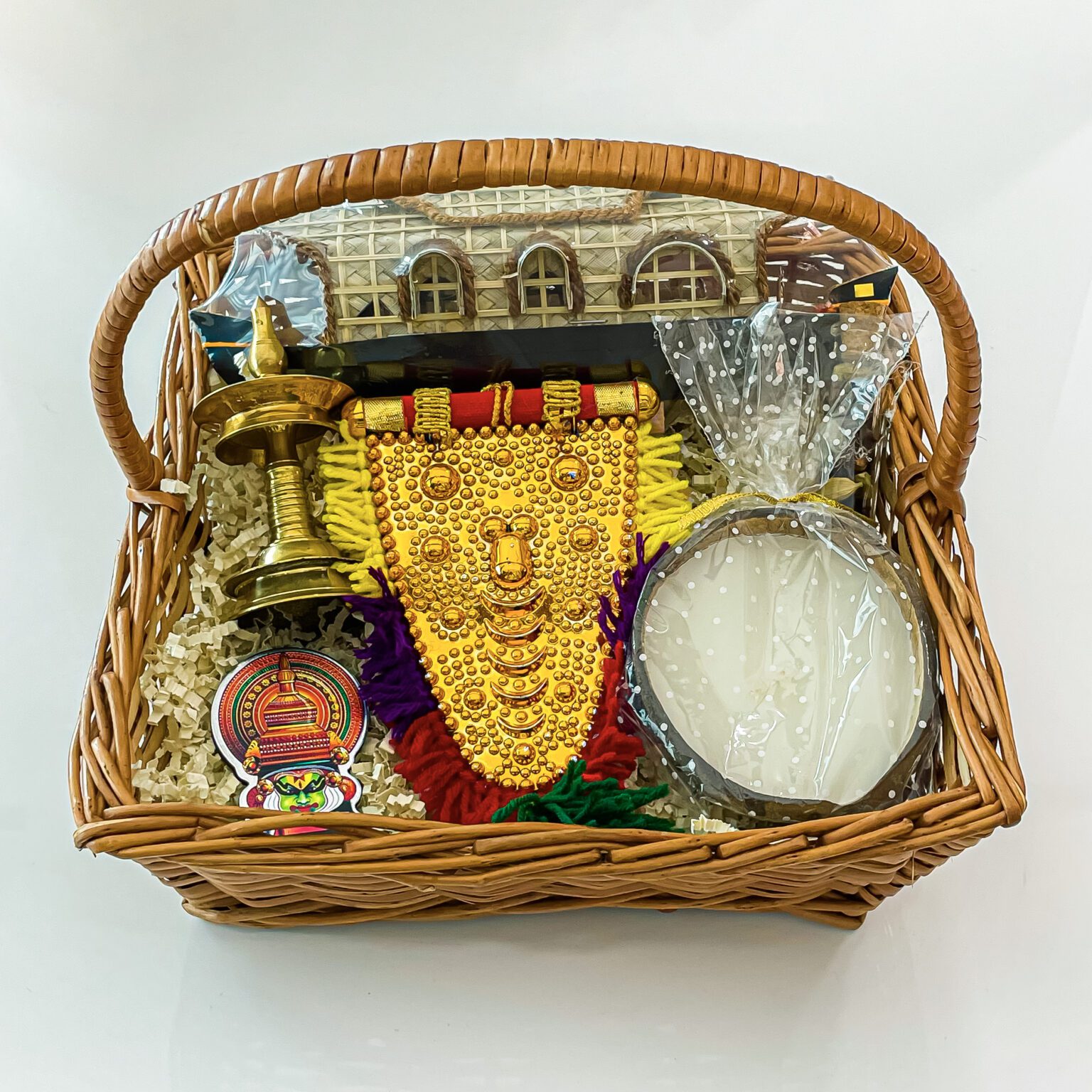 Buy Best Kerala Special Gift Items | Angroos