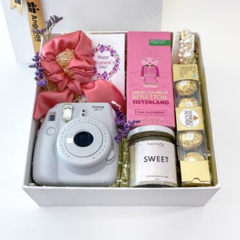 Happy Vibes Women’s Day Gift Hamper With Polaroid Camera, Scented Candle, And More