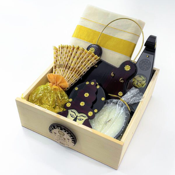 Exquisite Onam gift box embellished with a Kerala mundu, Udayada, and Kathakali head. - Image 3