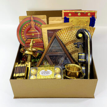 Beautifully crafted Kerala gift with a Kathakali head, Nilavilakku, and more