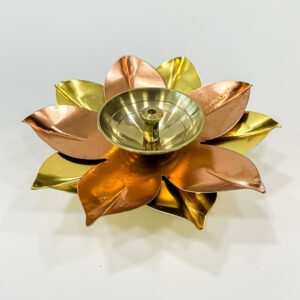 Lotus candle holder