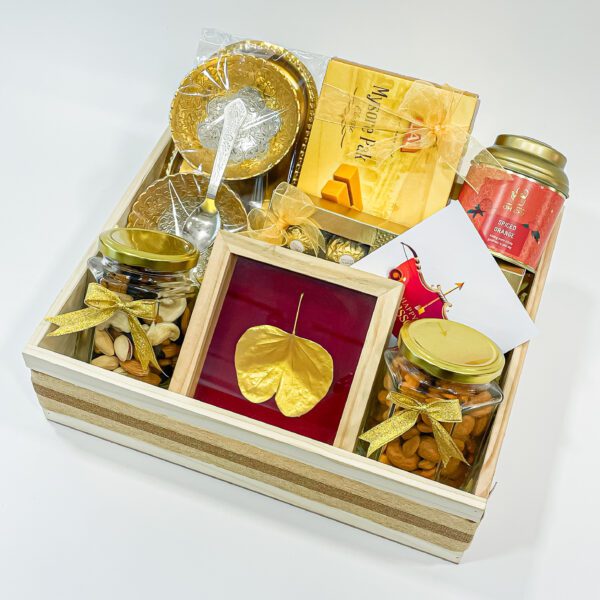 Cherish the Bond with Unique Karwa Chauth Gifts including Golden palm leaf photo frame, Roasted Cashews and More - Image 2