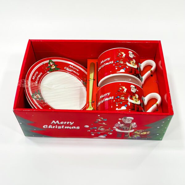 Christmas mugs and saucer set