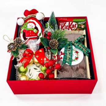 Enchanting Christmas Tree Gift Box: A Festive Surprise for Your Loved Ones