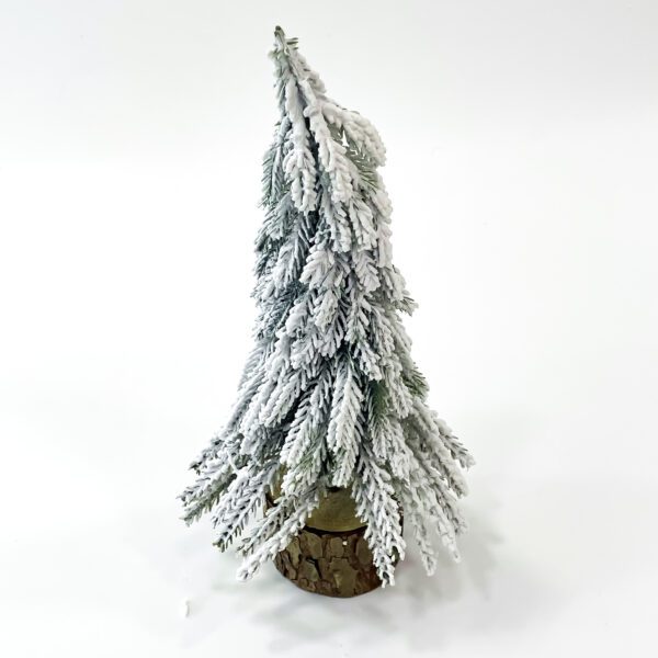 Joyful Jingle: mini Christmas tree for a classic touch of Christmas cheer in your home. - Image 2