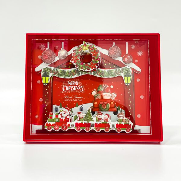 Cherished and personalized Christmas photo frame for your festive season - Image 4