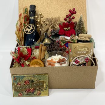 Vintage Elegance: Timeless Christmas Gifts with Lindt Truffles & Festive Treasures