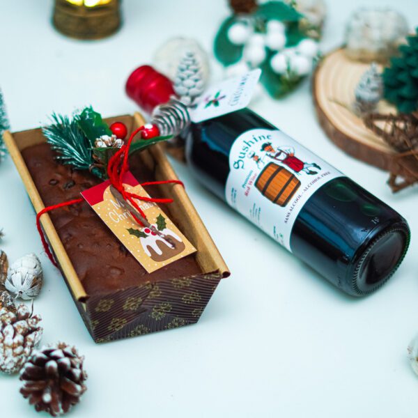 Exquisite Christmas Loaf Cake Paired with Sushine Premium Red Wine - Image 5