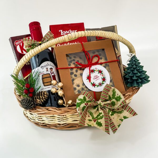 Yuletide Bliss: Unveiling the Magic of our Enchanting Christmas Cake Hampers - Image 4