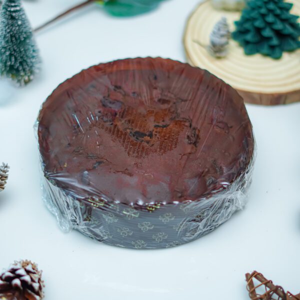 Elevate Your Celebration with our Exquisite Round Christmas Cake (900 gm) - Image 6