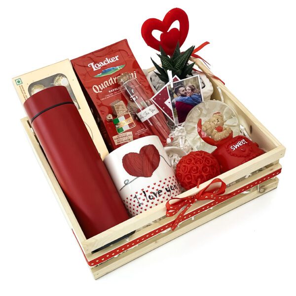 Special Valentine's surprises are beautified with customized mugs, candles, and more - Image 3