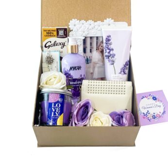 Elegance Gift Set for women’s day contains photo frame , women wallet and chocolates