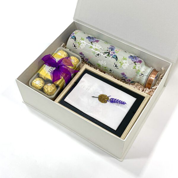 personalized mother's day gift hamper