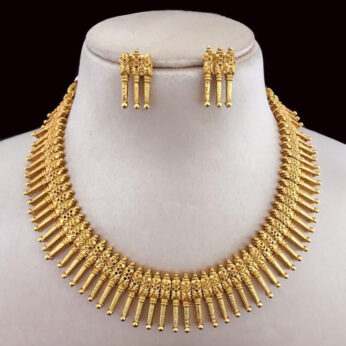 Exquisite Golden Tassel Necklace & Earrings Set