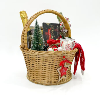 Magical Christmas Gift Hamper for Family – Delightful Surprises & Festive Treasures!