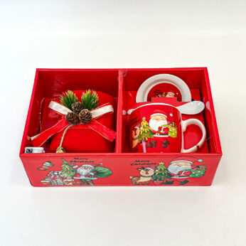 Unique Christmas Mug Set with Beautiful Holiday Decorations