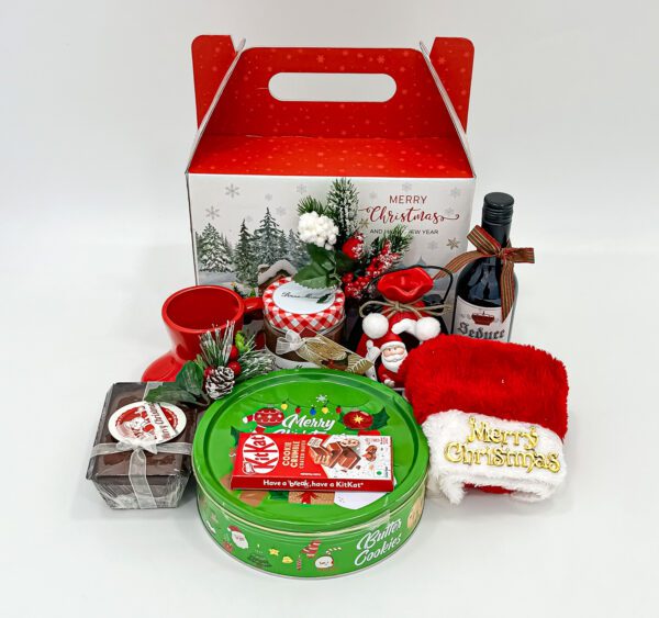 Deluxe Festive Xmas Holiday Hamper | Premium Christmas Gift Box for Magical Celebrations - Image 2