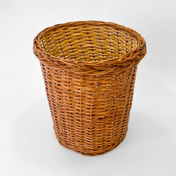 Elegant Handcrafted Wicker Basket - Durable, Eco-Friendly, and Stylish - Image 2