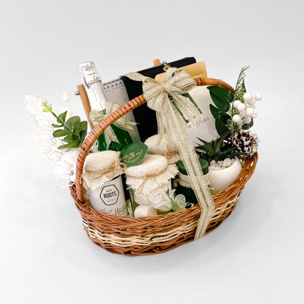 Exquisite New Year Gift Basket - Deluxe Hamper of Joy, Elegance & Festive Cheer - Image 2