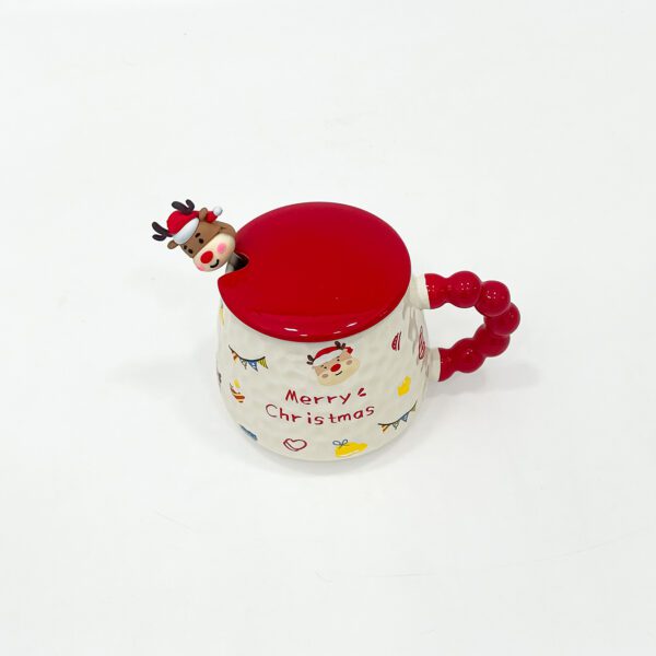 Merry Christmas Ceramic Mug with Lid and Reindeer Decoration - Image 2