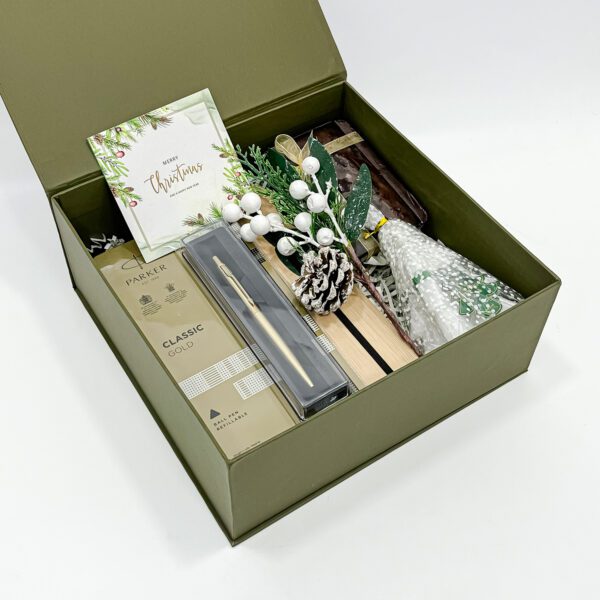 Exclusive Xmas Gift Hamper - Premium Parker Pen, Loaf Cake, Candle & More for Perfect Holiday Gifting - Image 2