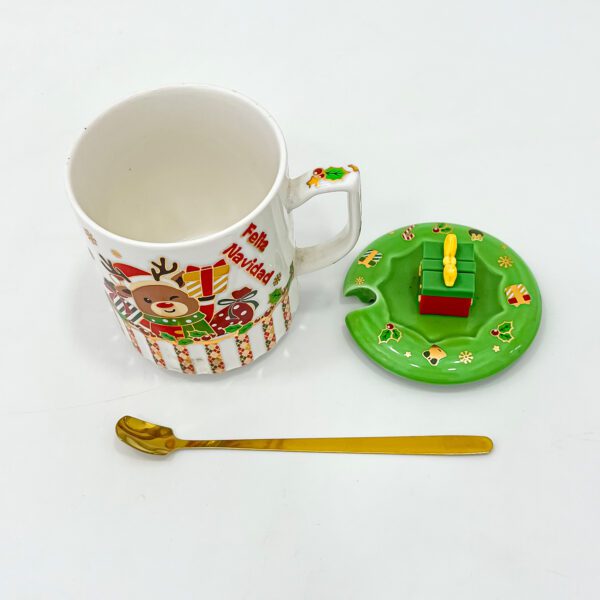 Feliz Navidad Christmas Reindeer Mug with Lid and Spoon - Image 3