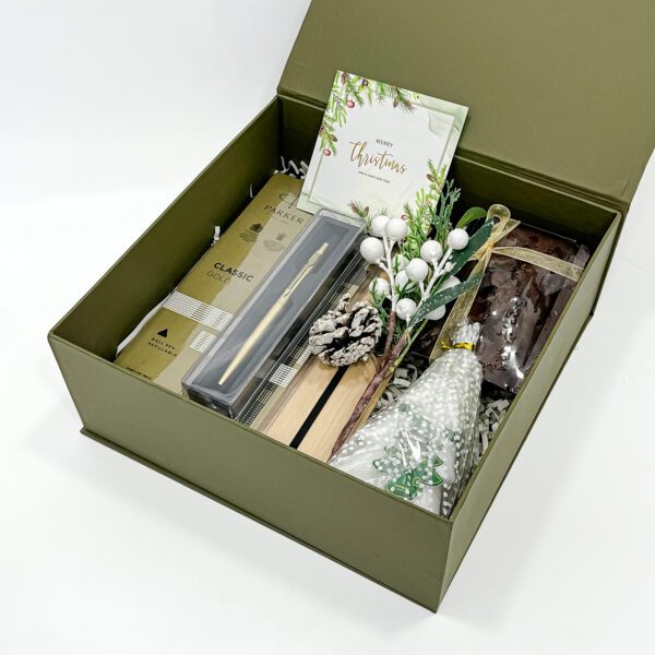 Exclusive Xmas Gift Hamper - Premium Parker Pen, Loaf Cake, Candle & More for Perfect Holiday Gifting - Image 3