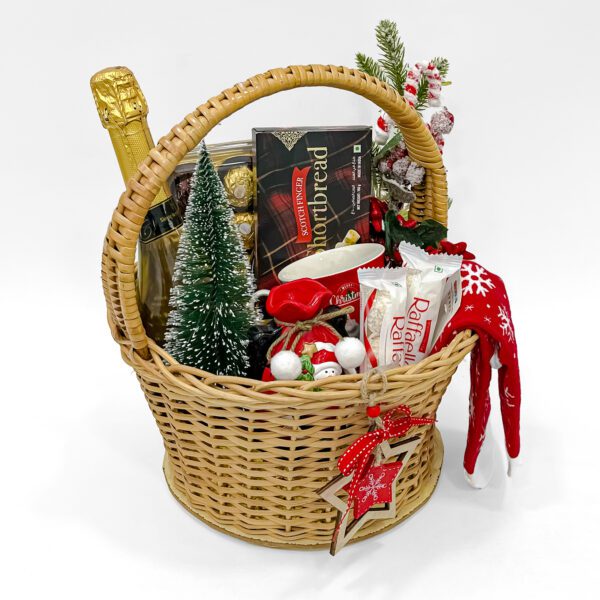 Magical Christmas Gift Hamper for Family – Delightful Surprises & Festive Treasures! - Image 4