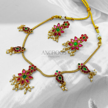 Exquisite Traditional Gold-Plated Necklace and Earring Set