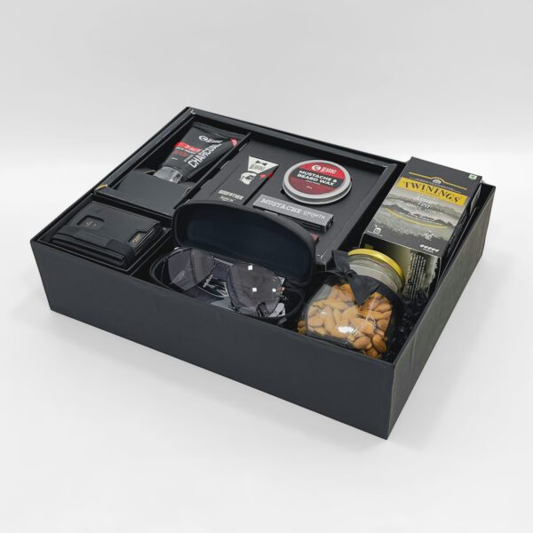 Luxury Premium Men's Gift Box – Ultimate Grooming & Lifestyle Hamper | Executive Gift Set - Image 3