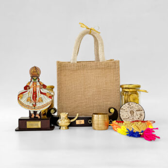 Exquisite Kerala Cultural Gift Set – Kathakali Stand, Brass Decor & Traditional Snacks