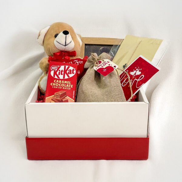 Heartfelt Valentine's Day Hampers for Girlfriend | Memorable Surprise Gift with Love - Image 3