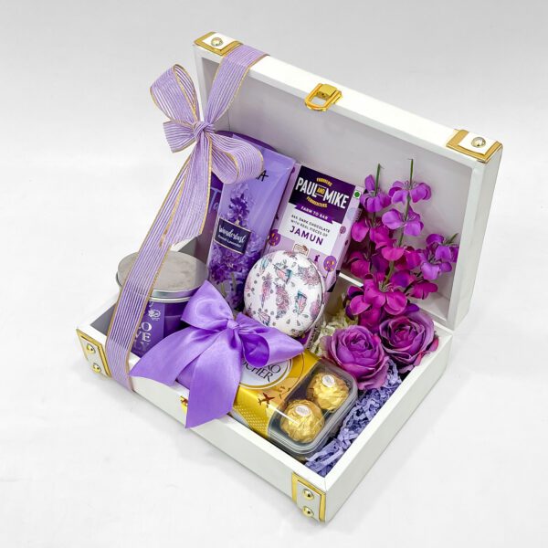 Deluxe Purple Women's Day Hamper – A Gift of Elegance & Charm! - Image 3