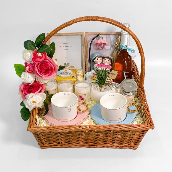 Elegant Wedding Gift Set – Premium Hamper for Special Occasions - Image 4