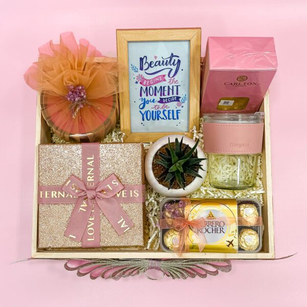 Grace & Glow Women's Day Gift Hamper – Exquisite Gifts for Her Special Day - Image 4