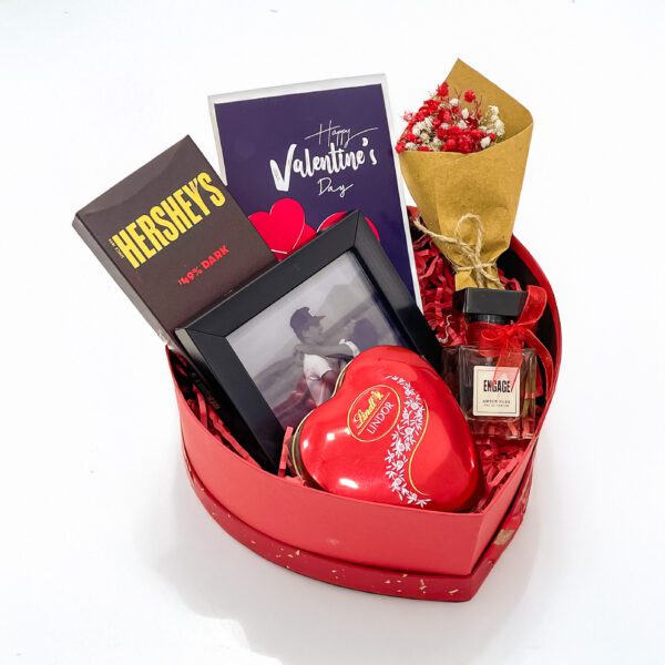 Perfect Valentine's Day Gifts for Boyfriend | Meaningful Surprise with Elegant Touch - Image 3