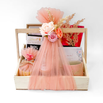 Elegant Mother’s Day Gift Tray | Premium Tray with Chocolates, Candle, Plant & Greeting Card